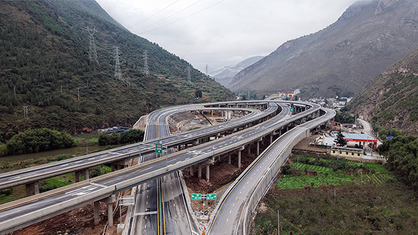 云南会巧高速公路